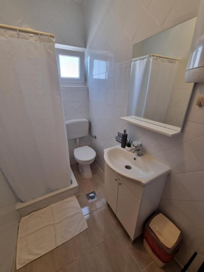 Apartments Lili Biograd Na Moru Extérieur photo