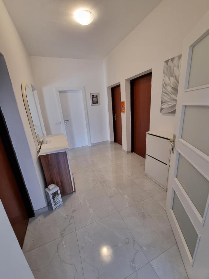 Apartments Lili Biograd Na Moru Extérieur photo